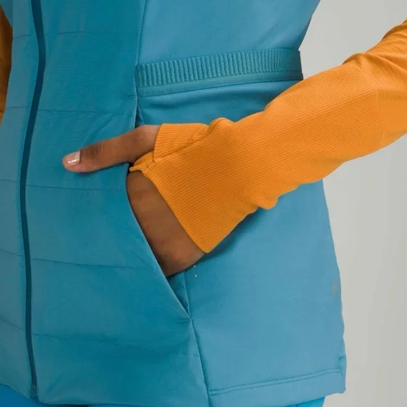 Lululemon Down for It All Vest - Oceanic - Picture 4 of 16
